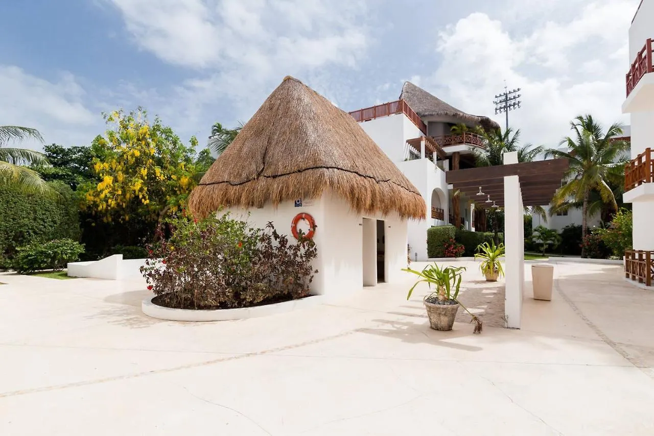 Condominios Quadra Alea Playa del Carmen Lejlighed