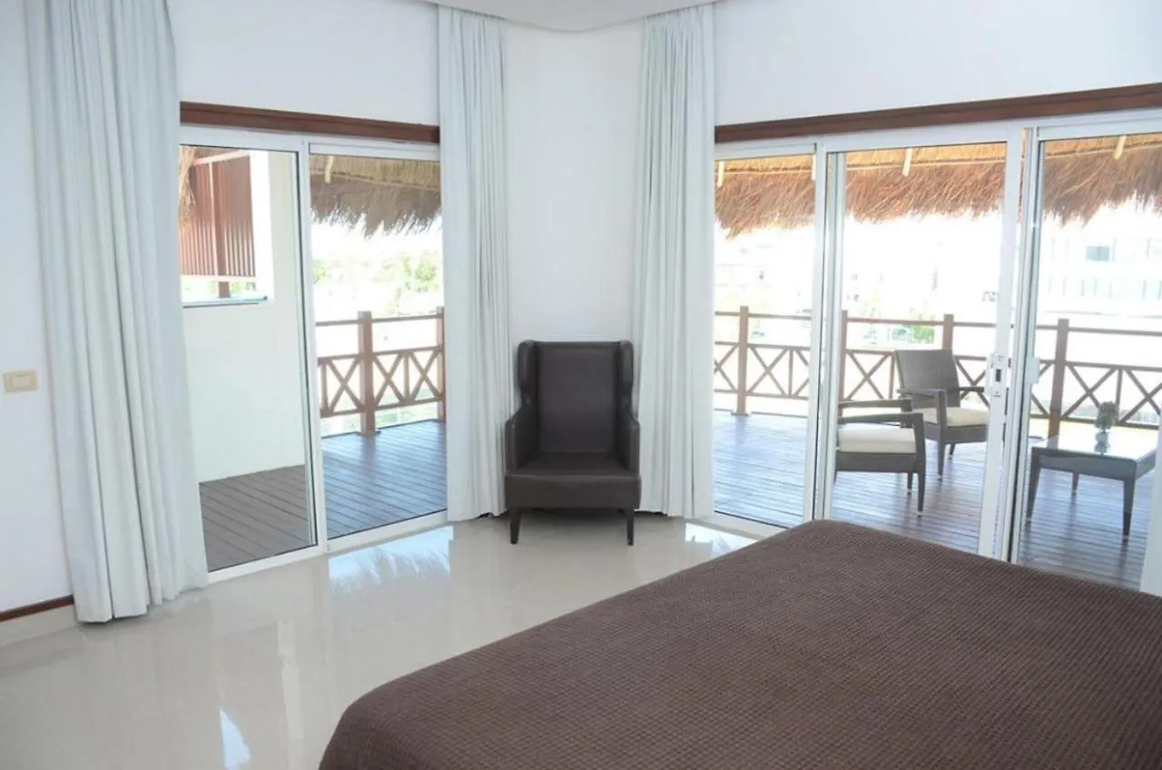 Condominios Quadra Alea Playa del Carmen Lejlighed